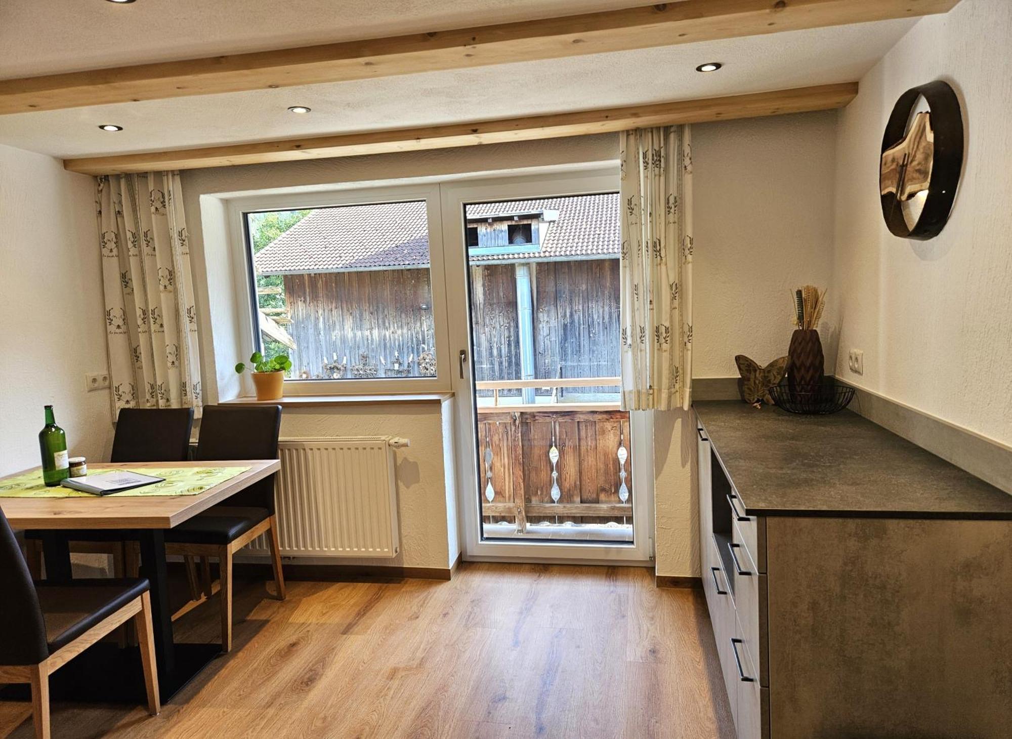Haus Kathrein Apartment Prutz Exterior photo